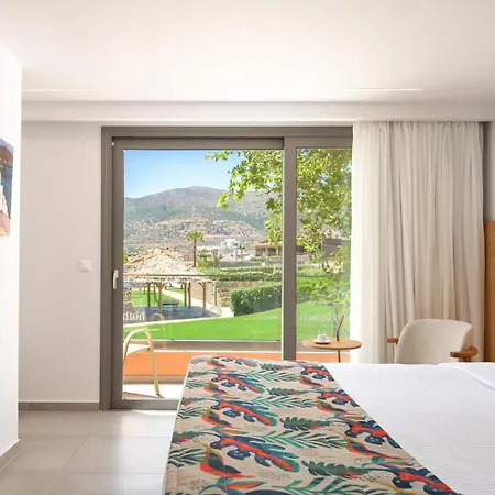 Hotel High 5*
